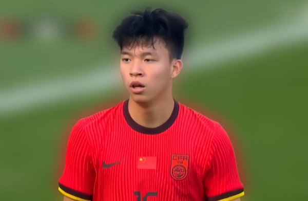 森利网 1-0，中国获东亚杯季军，王钰栋中柱+被打脸+引冲突，黄政宇制胜