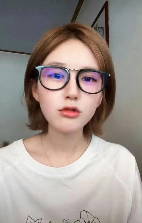 兴盛网  骂到关评、发文维权、判刑……近两天大瓜频出太离谱